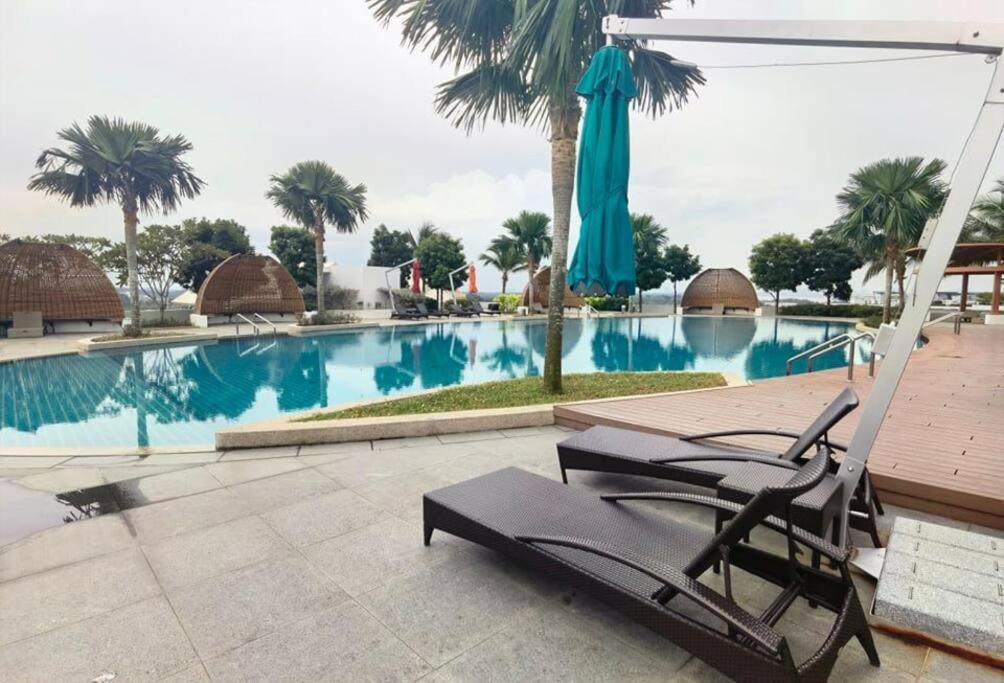 C0704 Almas Suite Seaview & Netflix Stay Nusajaya  Exterior photo